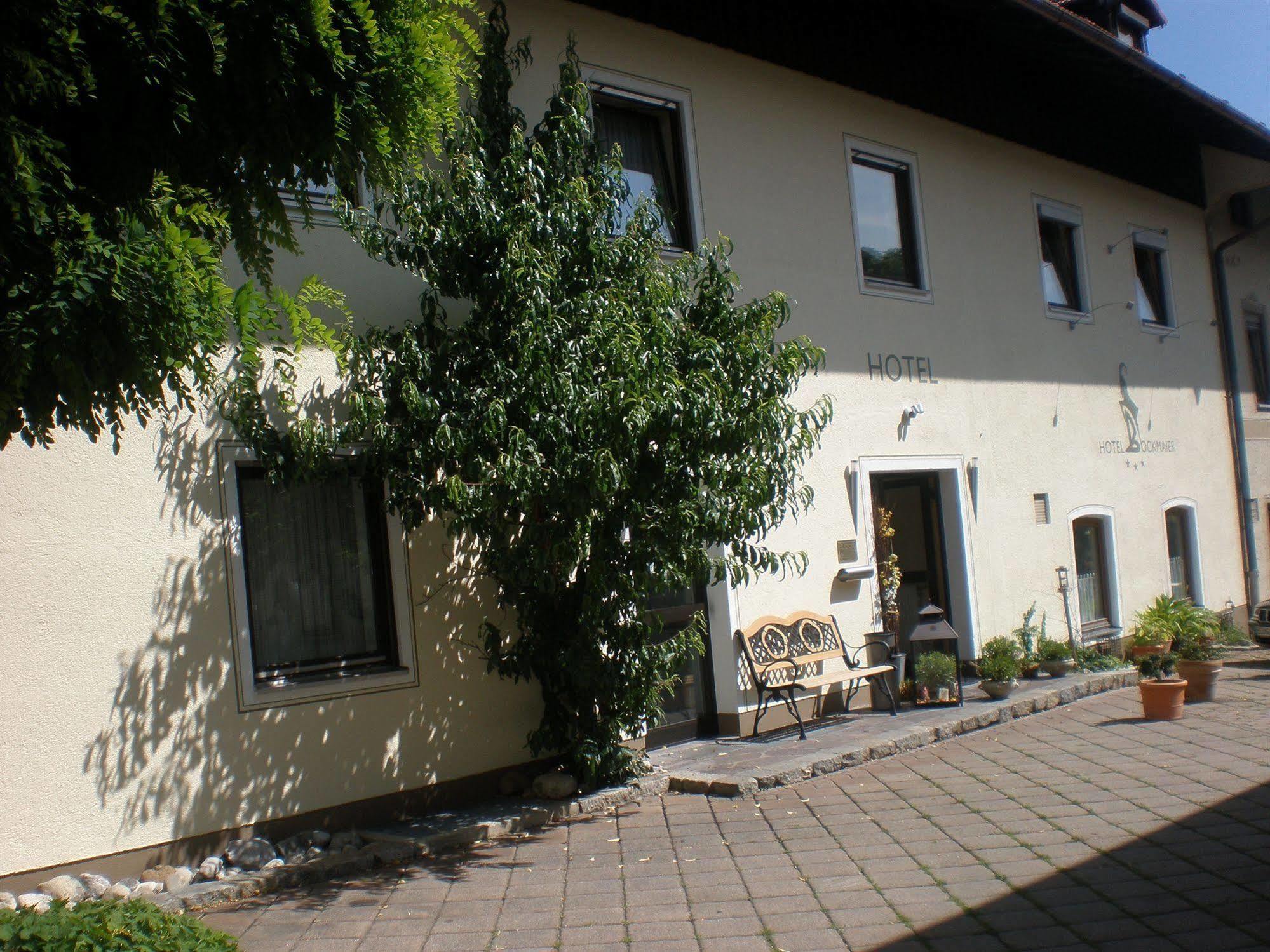 Hotel Bockmaier Oberpframmern Exteriör bild